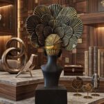 Exquisite Noir & Gold Regal Bust - Image 3