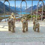 Imperial Majesty: Set of Three Elephant Figurines - Image 2